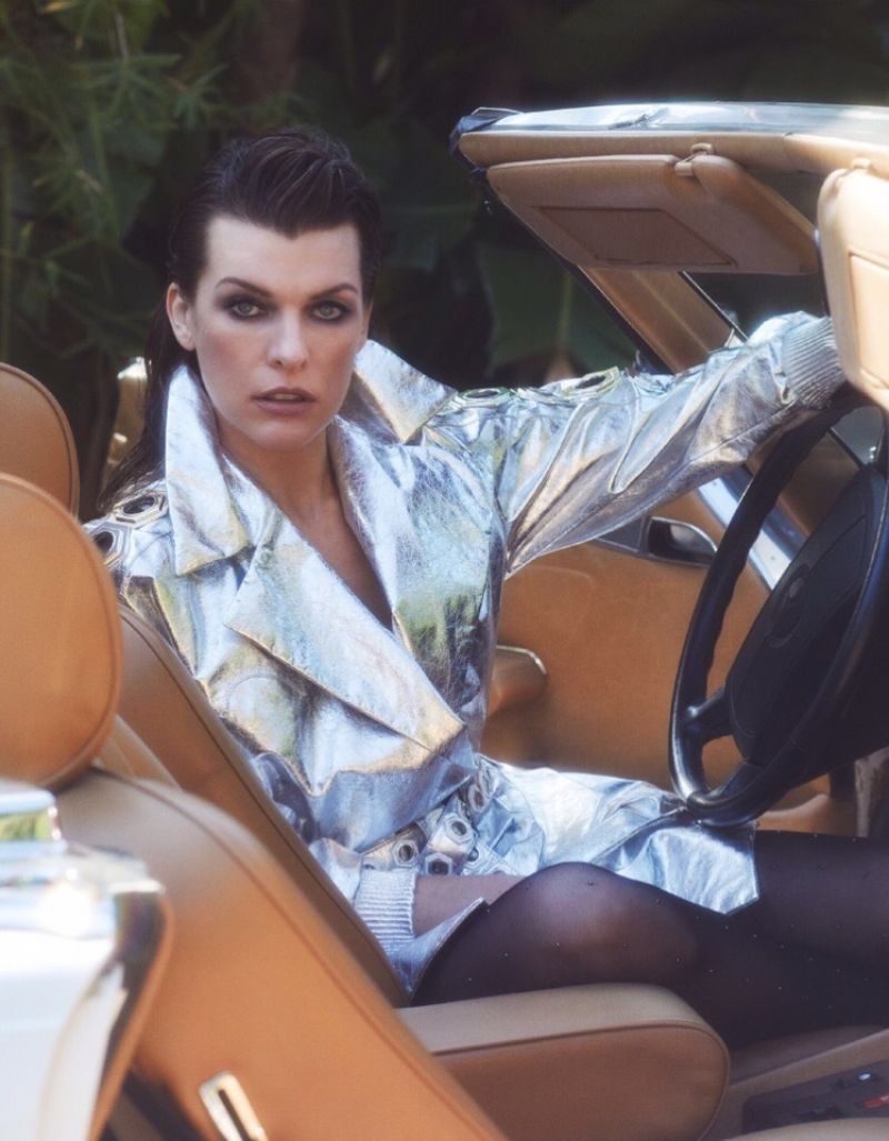 Milla Jovovich Sexy Celebrity