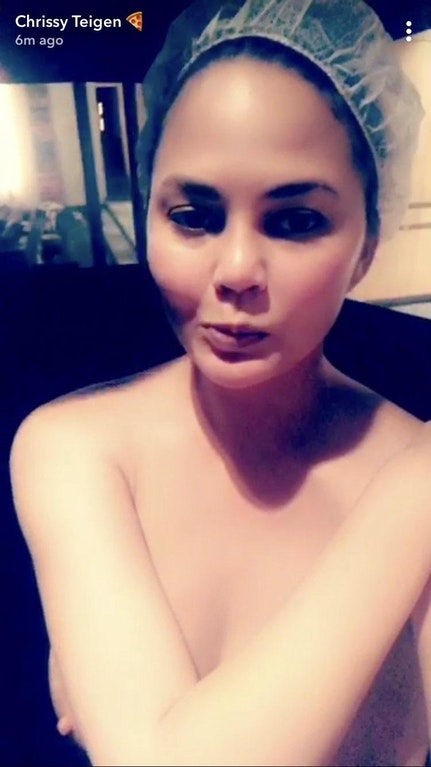 Chrissy Teigen Nude