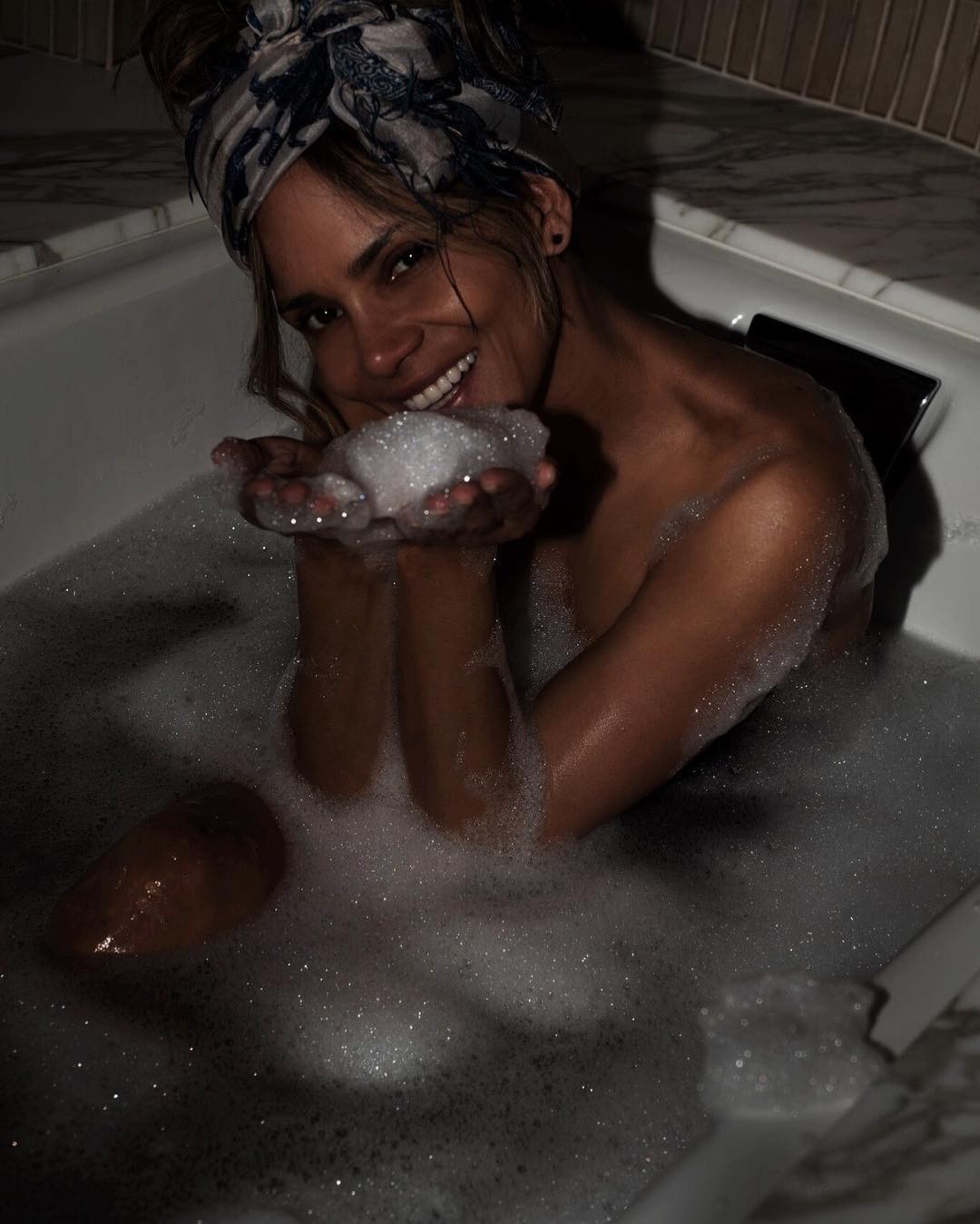 Halle Berry Nude