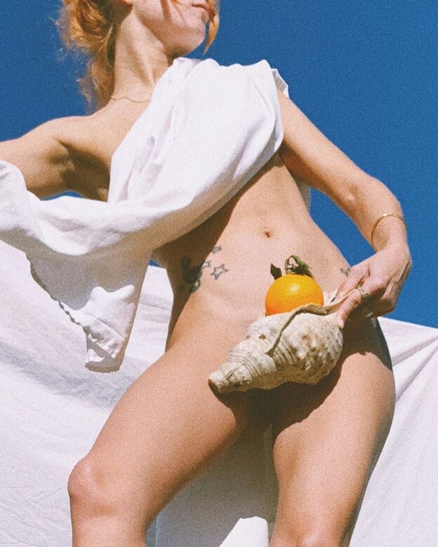 Miranda Makaroff Nude Explicit Photos & Videos