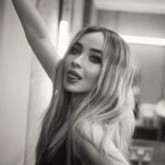 Sabrina Carpenter Fappening Sexy (8 Photos)
