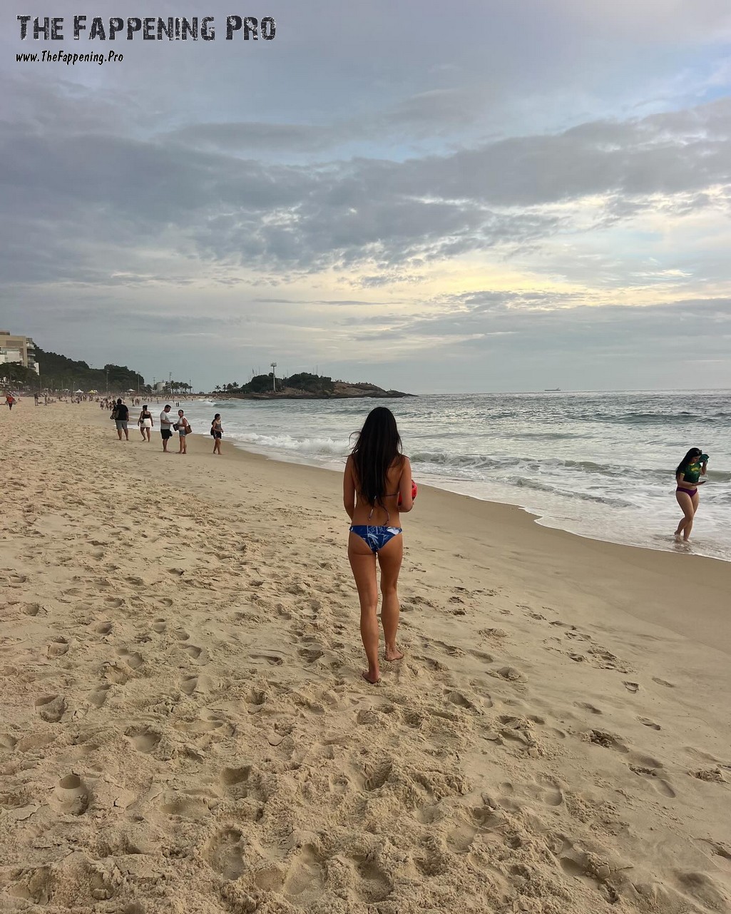 Jordana Brewster Fappening