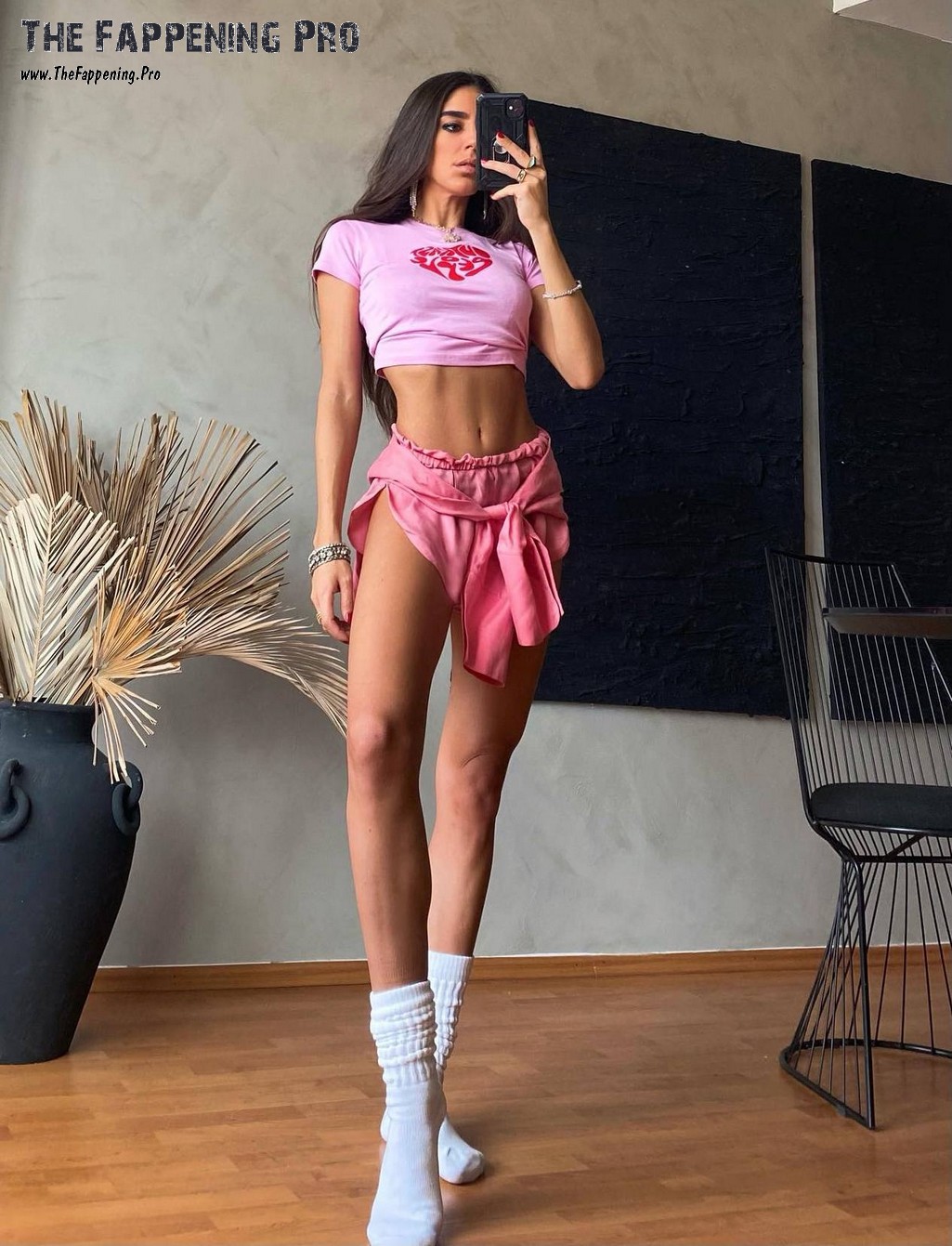Nil Ninat Leggy