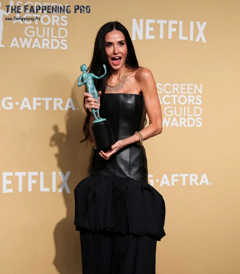 Demi Moore At Sag Awards 2025