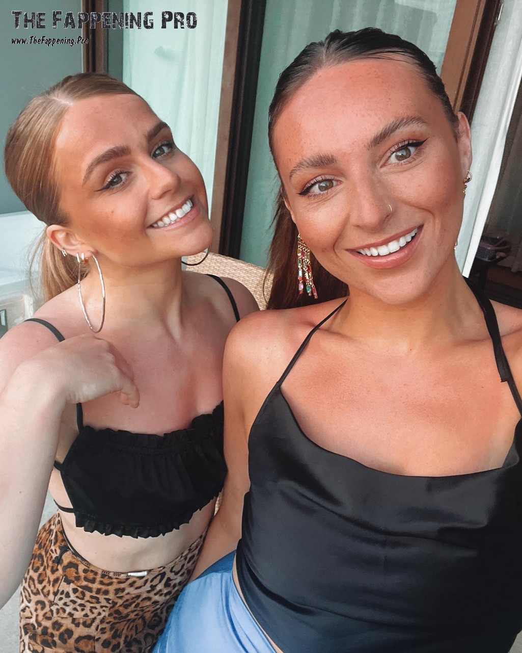 Charlotte Steele Selfie