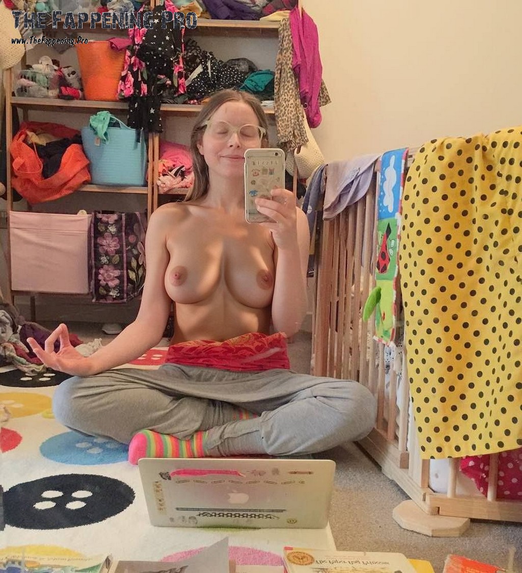 Lavender Brown Nude Jessie Cave