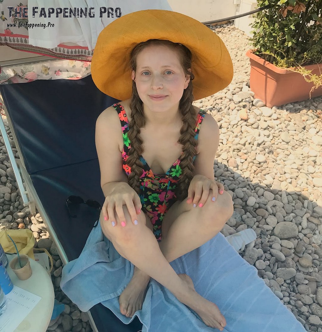 Jessie Cave Feet