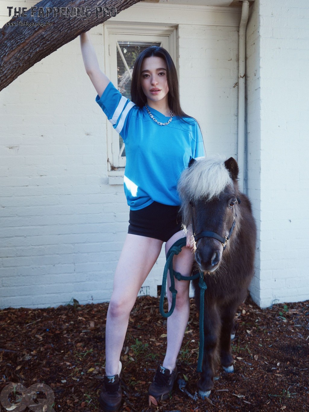 Mikey Madison Sexy Legs