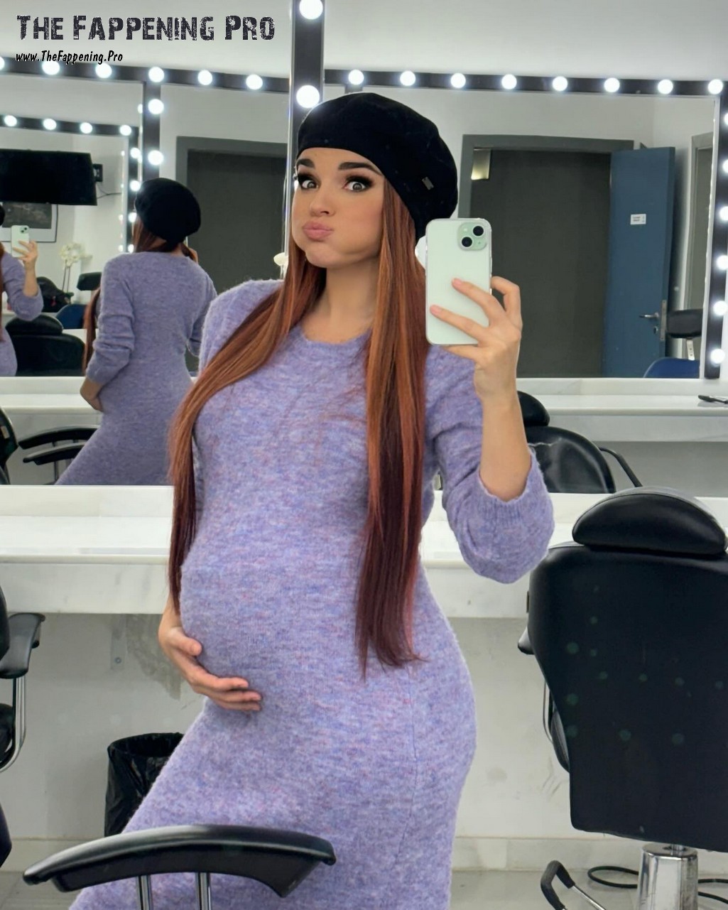Spanish Singer Melody Pregnant And Sexy