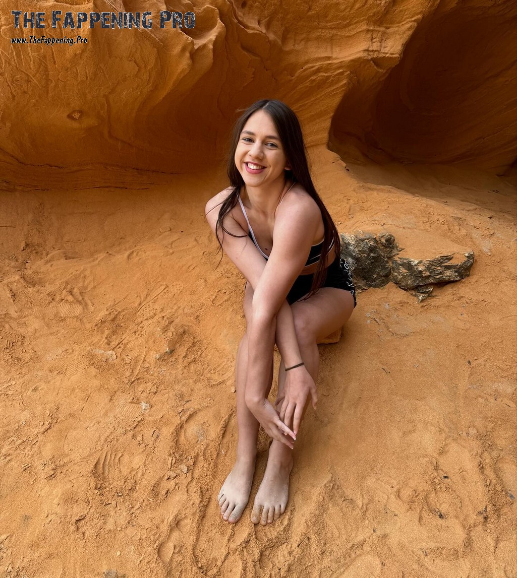 Fitness Model Bare Feet