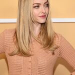 Amanda Seyfried Sexy (10 Photos)
