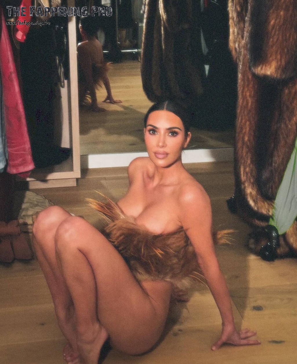 Kim Kardashian Naked In Her New SKIMS Store