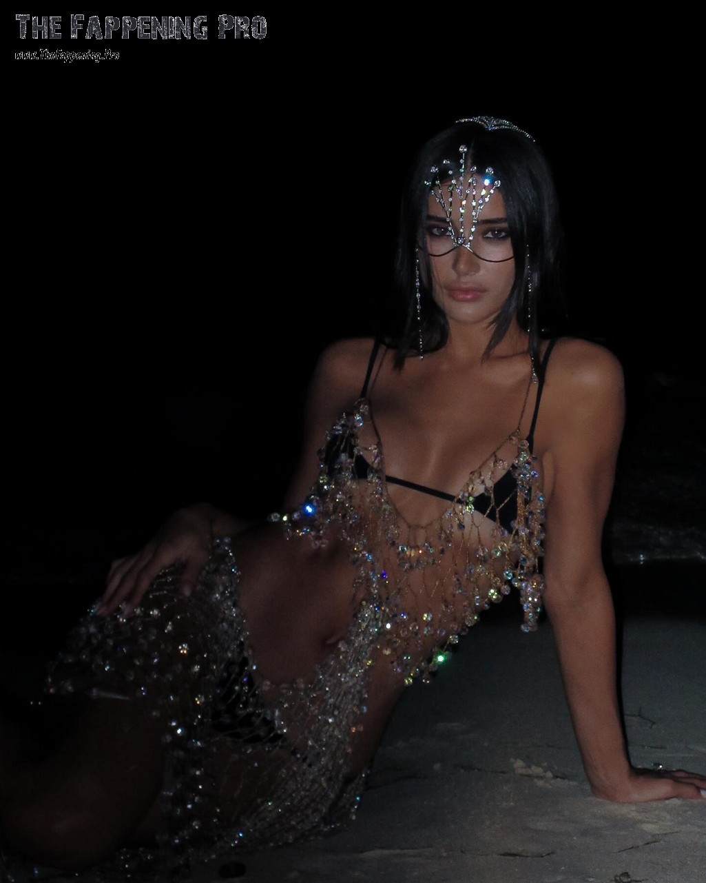 Livia Nunes Exposed Tits In Bikini