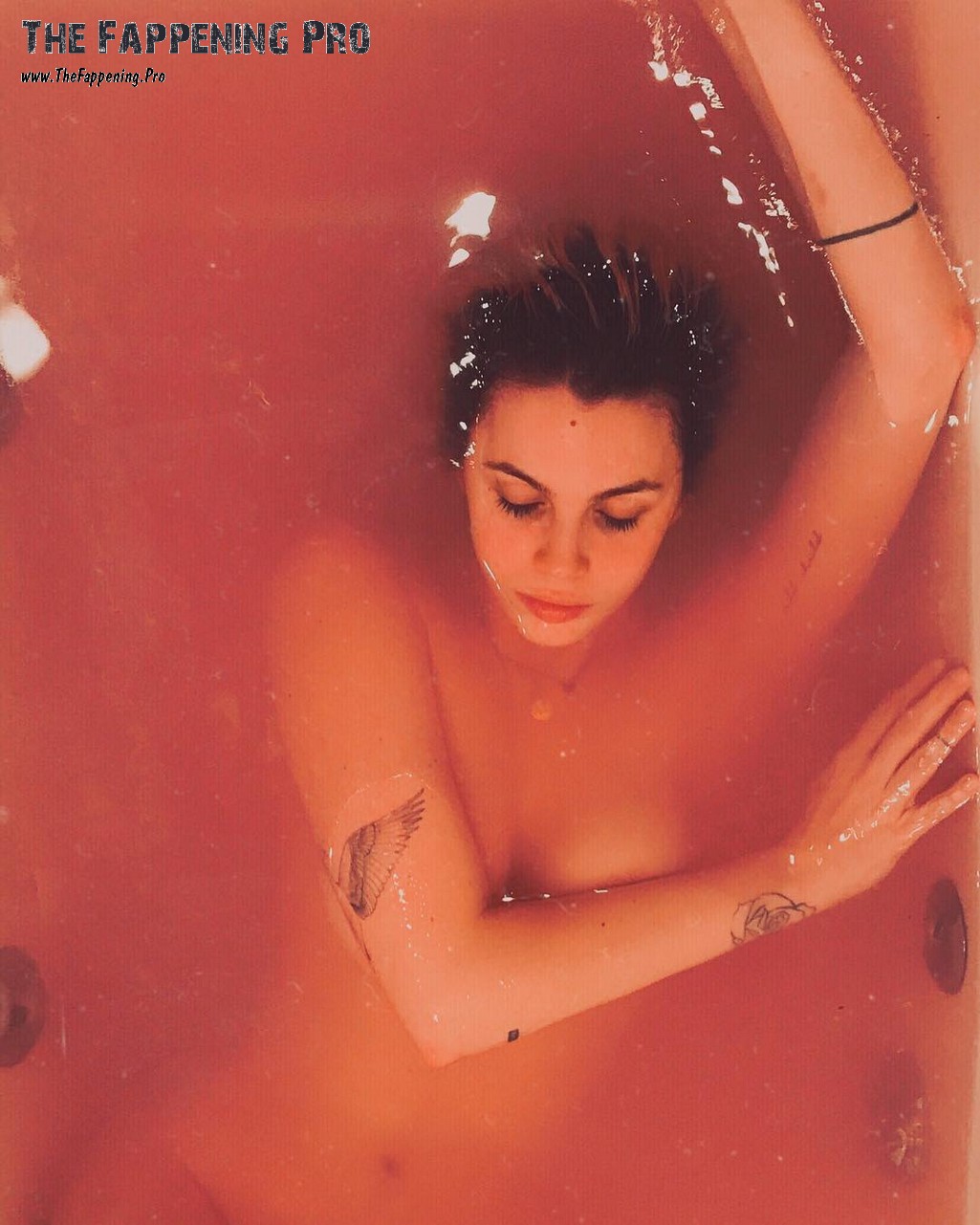Rose Villain Nudity In Bath