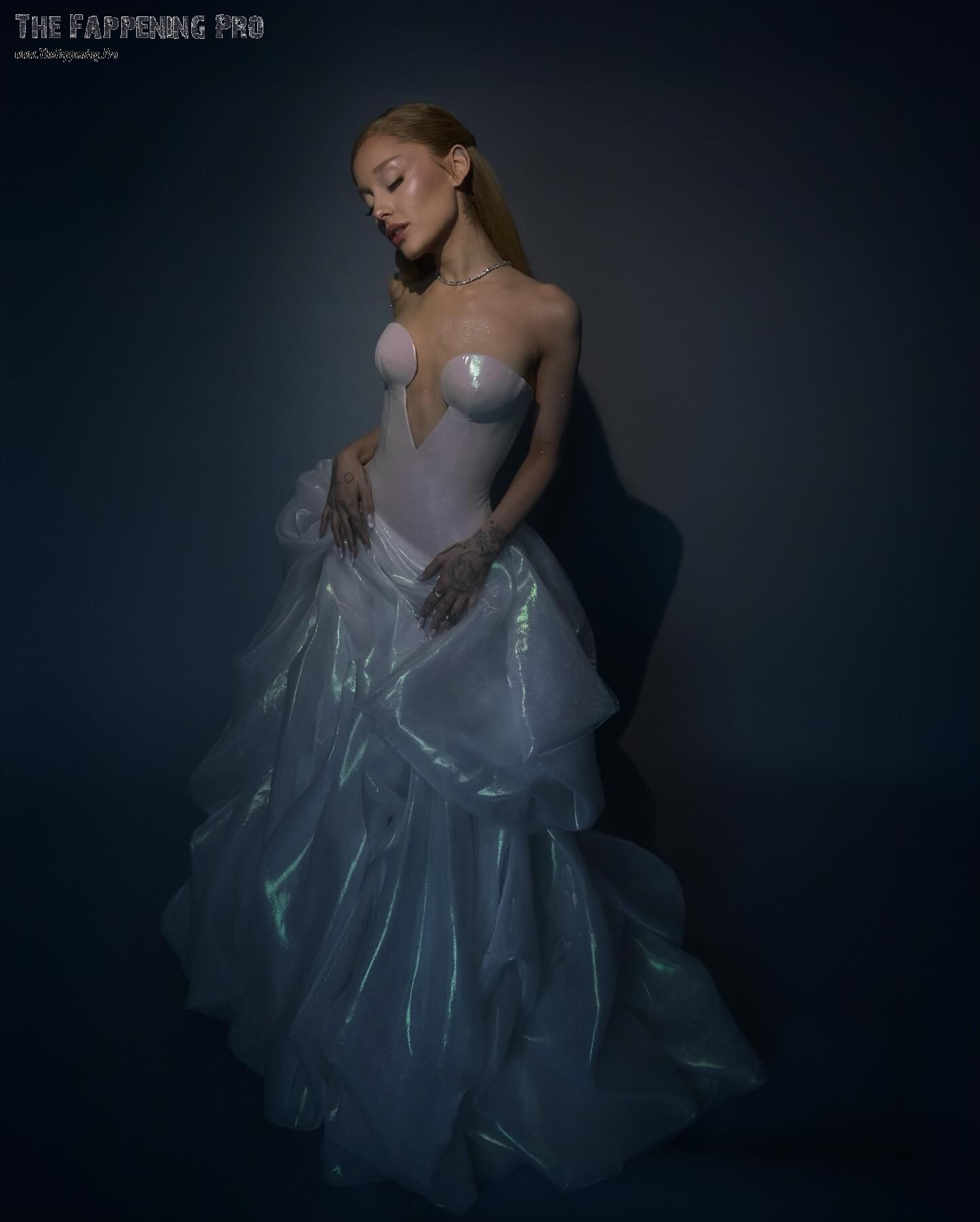 Ariana Grande Sexy For Wicked Movie Premiere