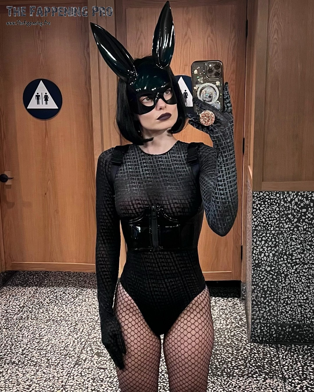 Nikia Lee Sexy Halloween 2024