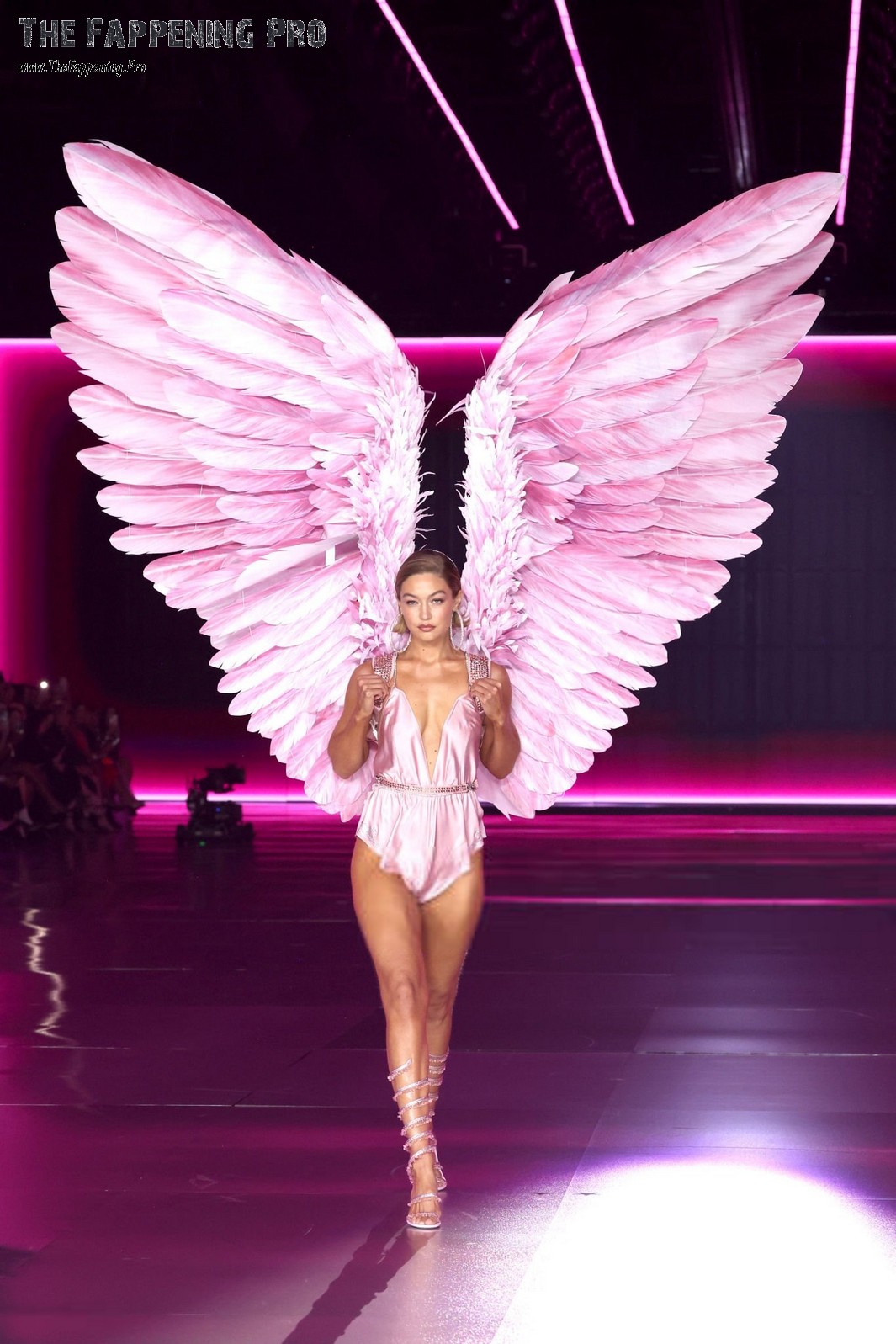 Gigi Hadid Hot