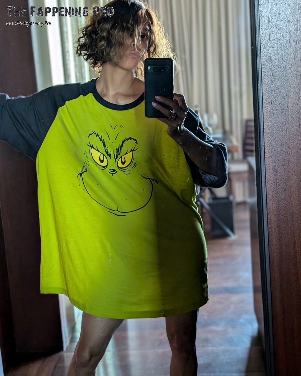 Halle Berry Fappening