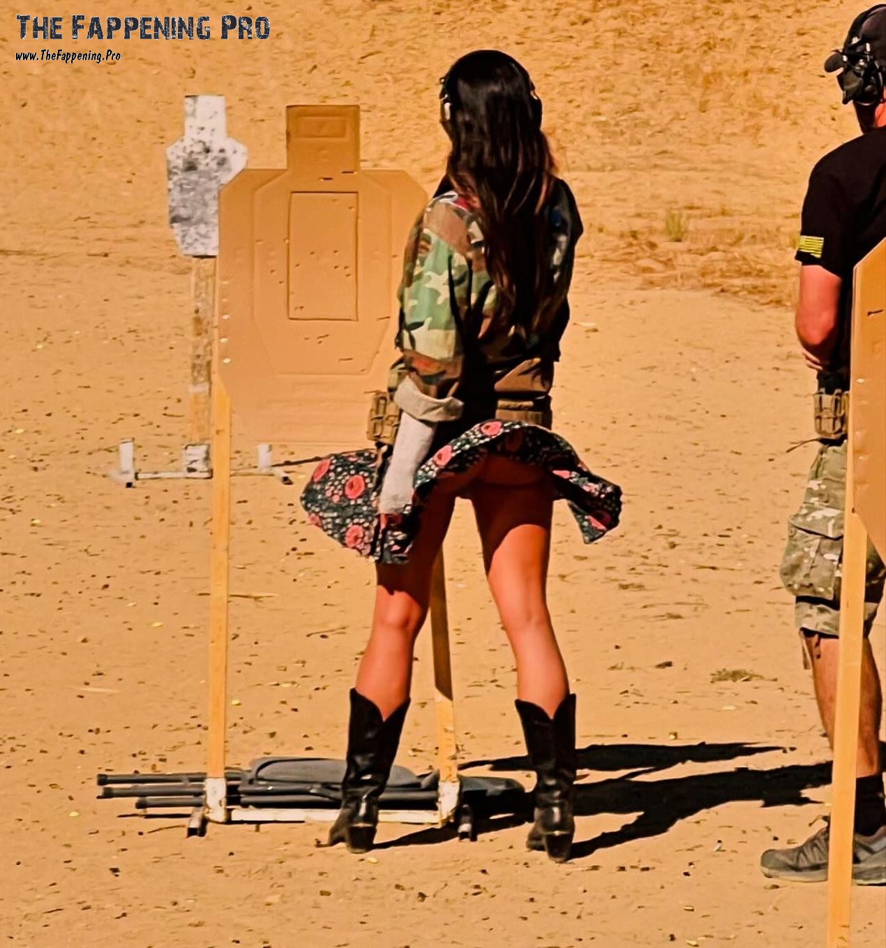 Jordana Brewster Nude Ass Upskirt