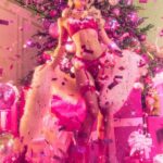 Paris Hilton Nude At Christmas (17 Photos)