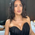 Salma Hayek Sexy BTS