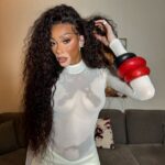 Winnie Harlow Tits