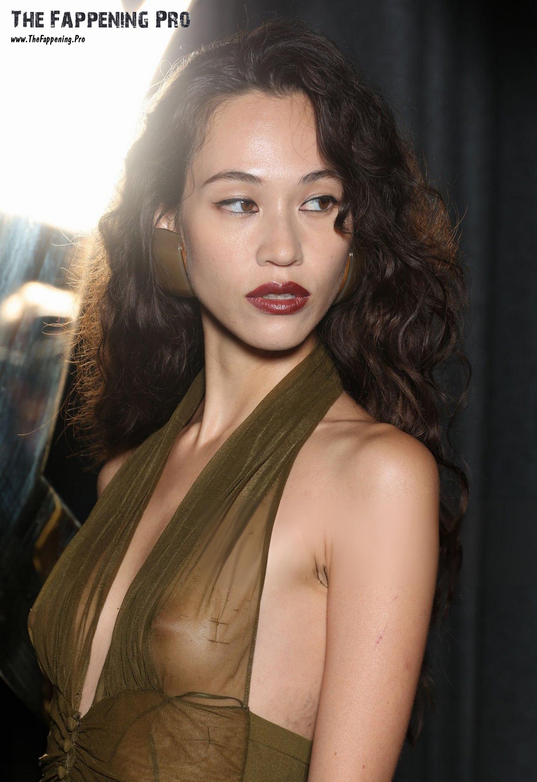Kiko Mizuhara Tits
