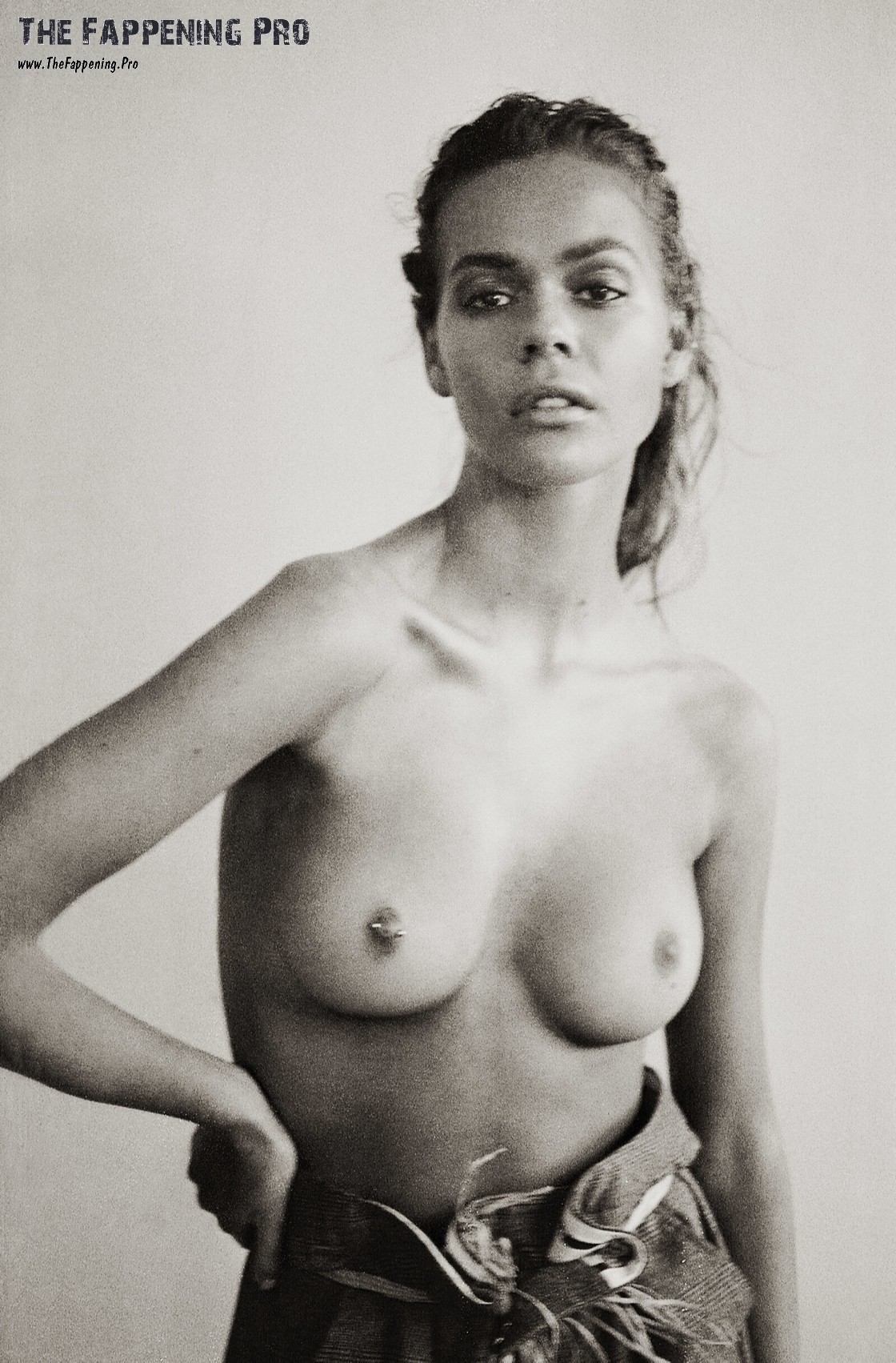 Freya Haworth Nude