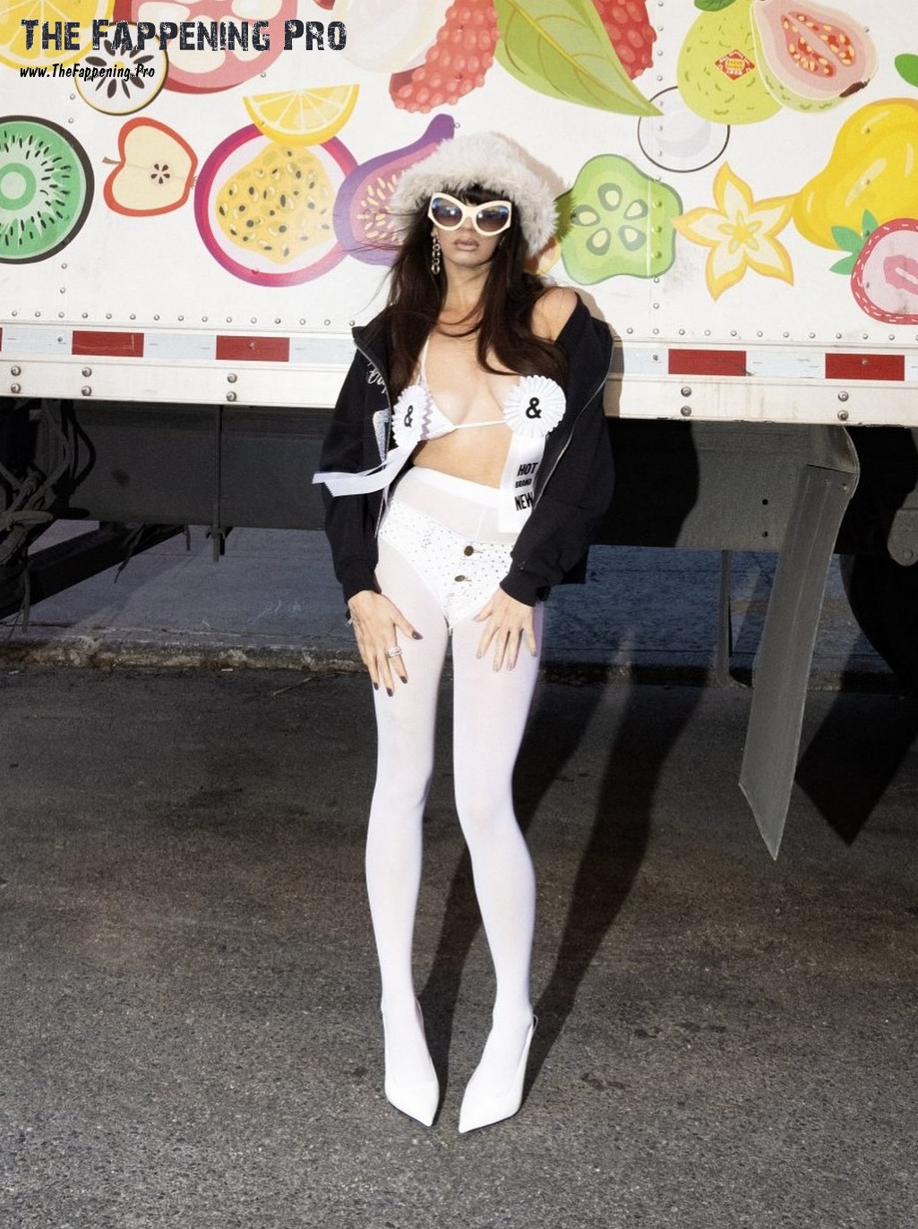 Rebecca Black Leggy