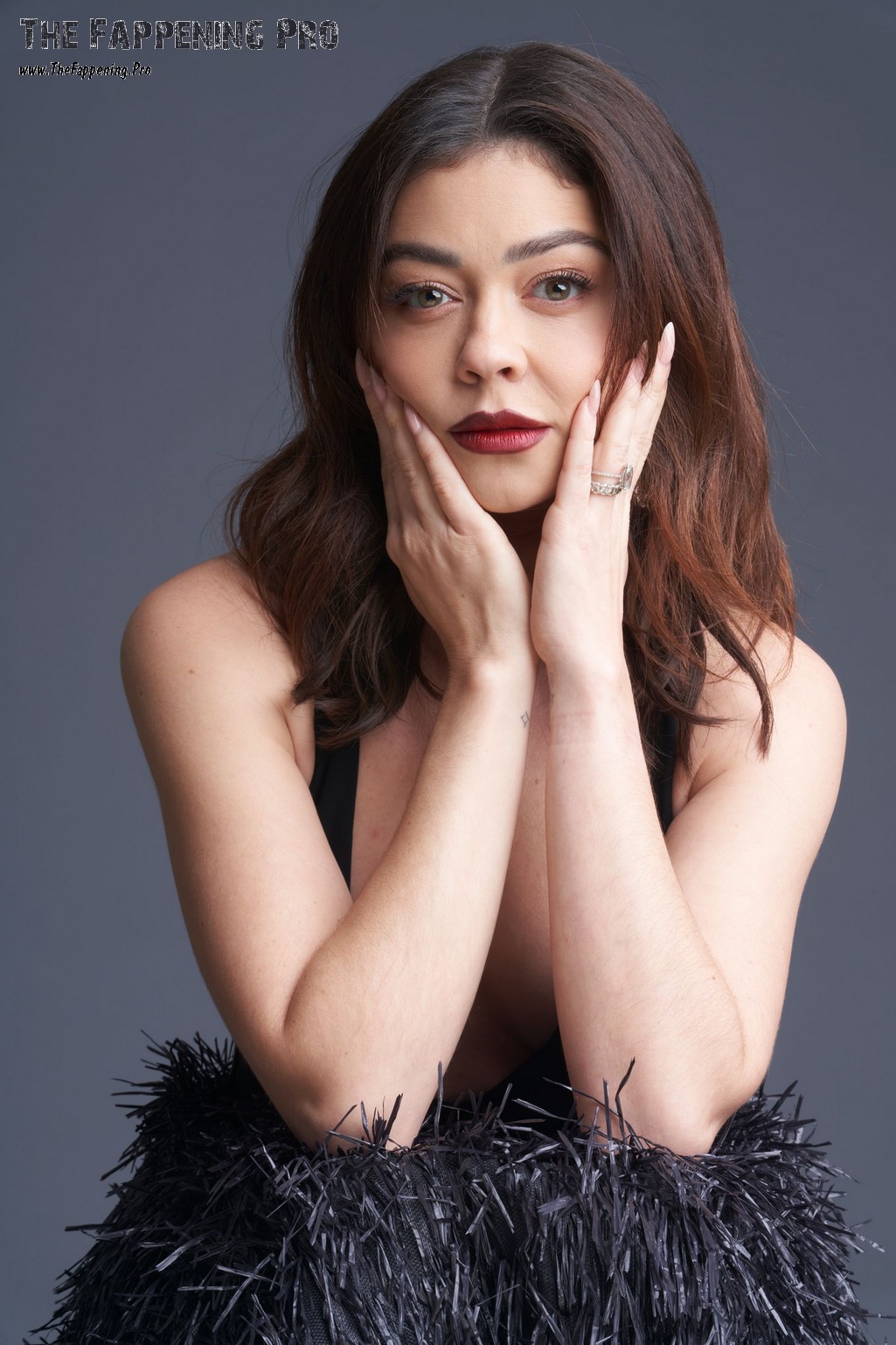 Sarah Hyland Hot