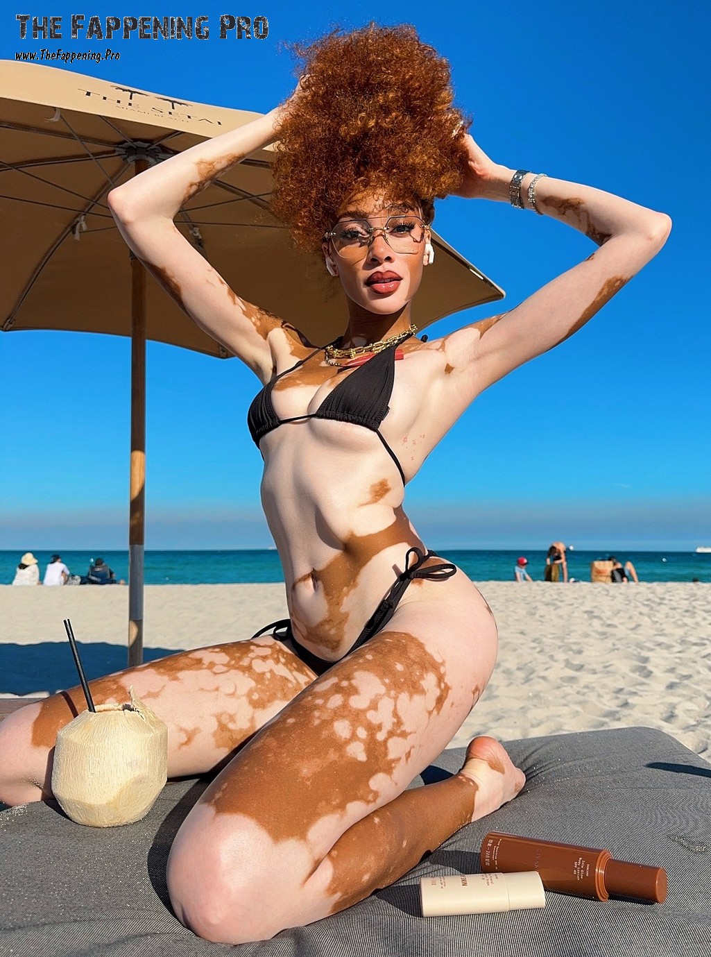 Winnie Harlow Sexy In Bikini
