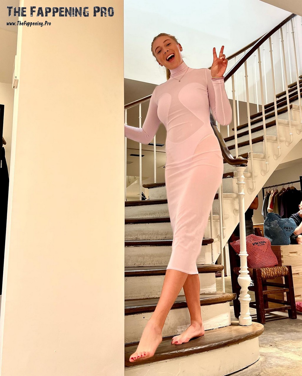 Amanda Anisimova Feet