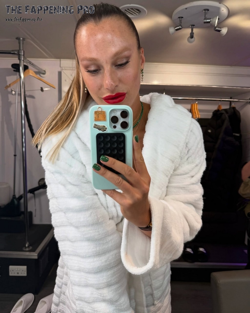 Aryna Sabalenka Selfie