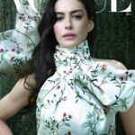 Anne Hathaway Vogue US 2025