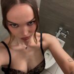 Dove Cameron Fappening