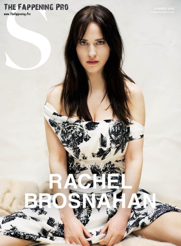 Rachel Brosnahan Sexy Lois Lane (8 Photos)
