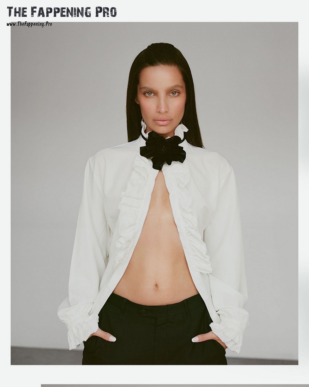 Maria Gabriela de Faria Braless