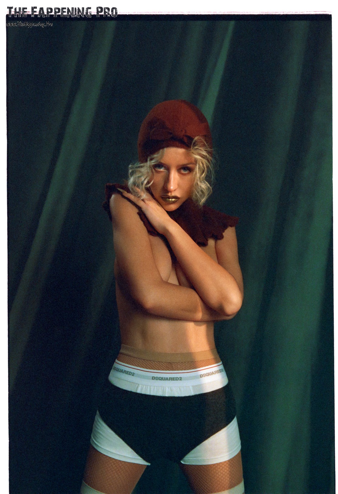 Christina Aguilera Topless