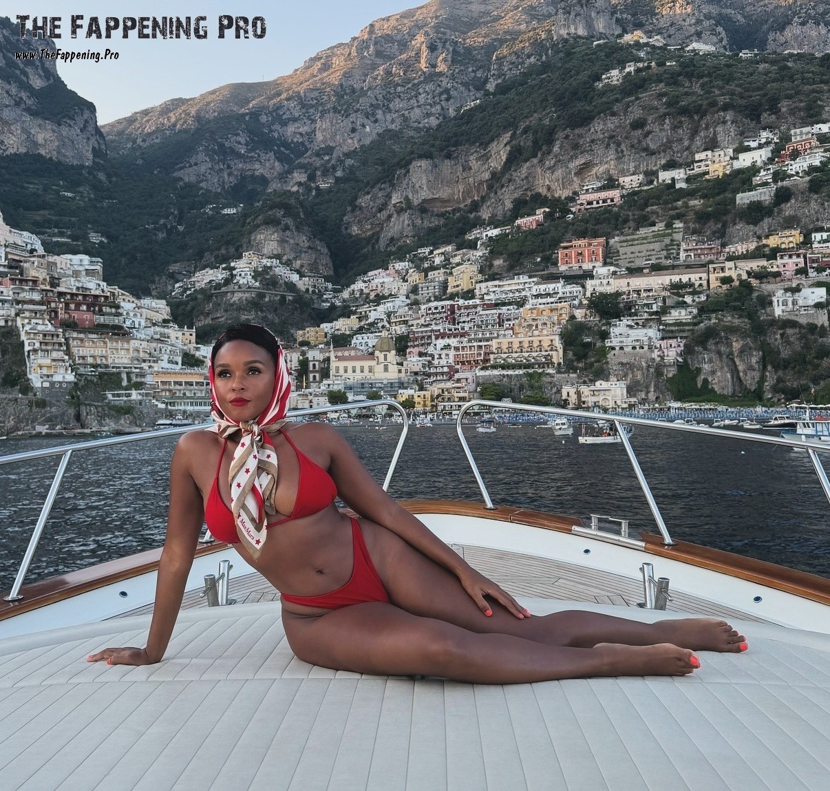 Janelle Monae Barefoot