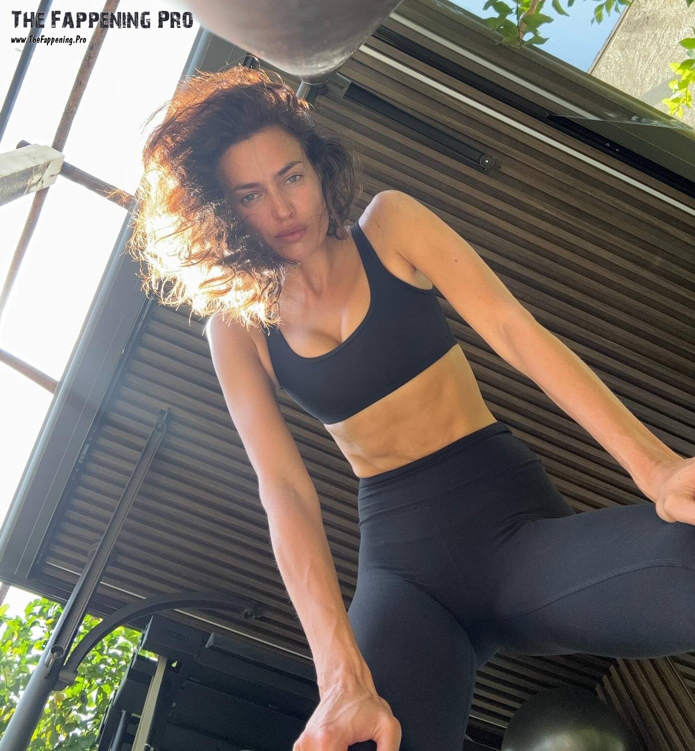Irina Shayk Fappening