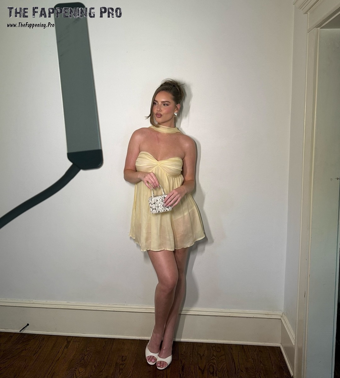 Maddy Cloud Leggy