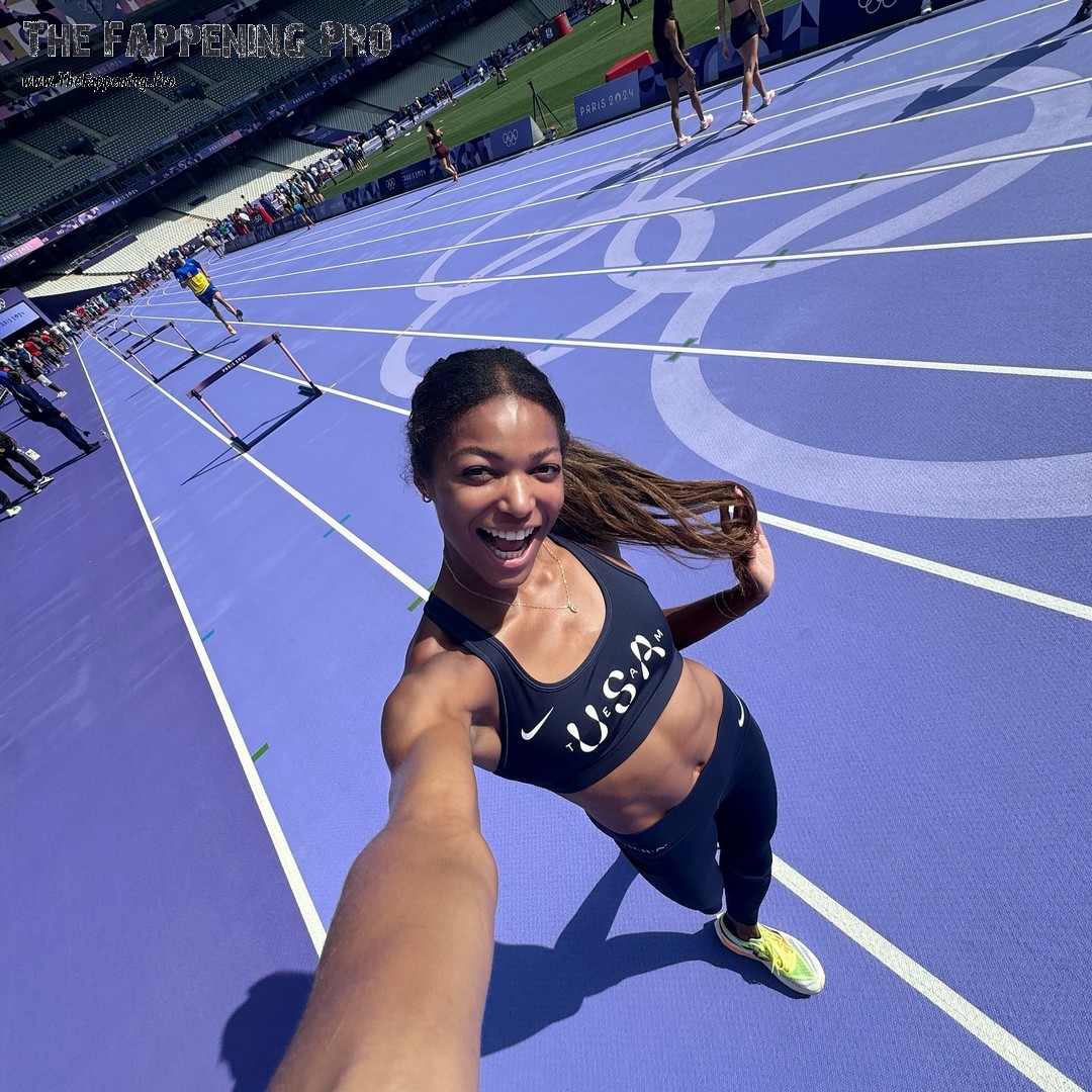 Gabby Thomas Selfie