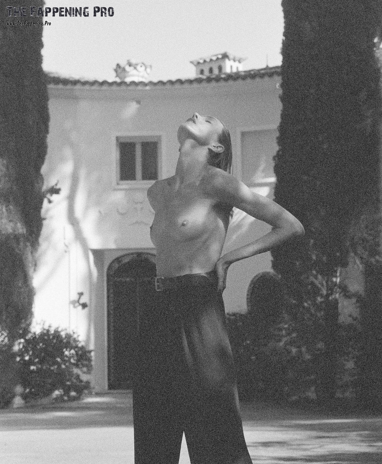 Anja Rubik Naked