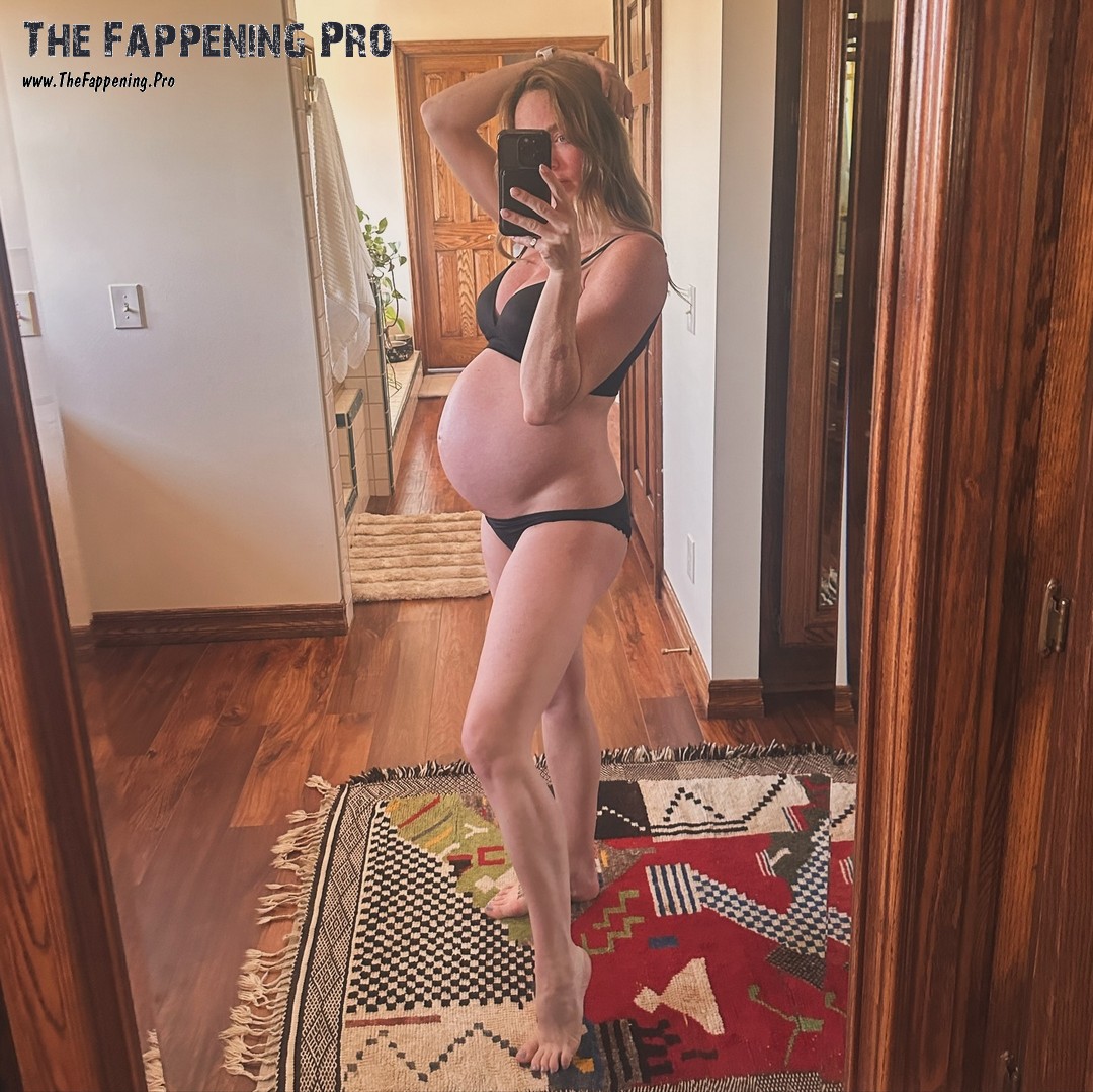 Caity Lotz Pregnant In Bikini