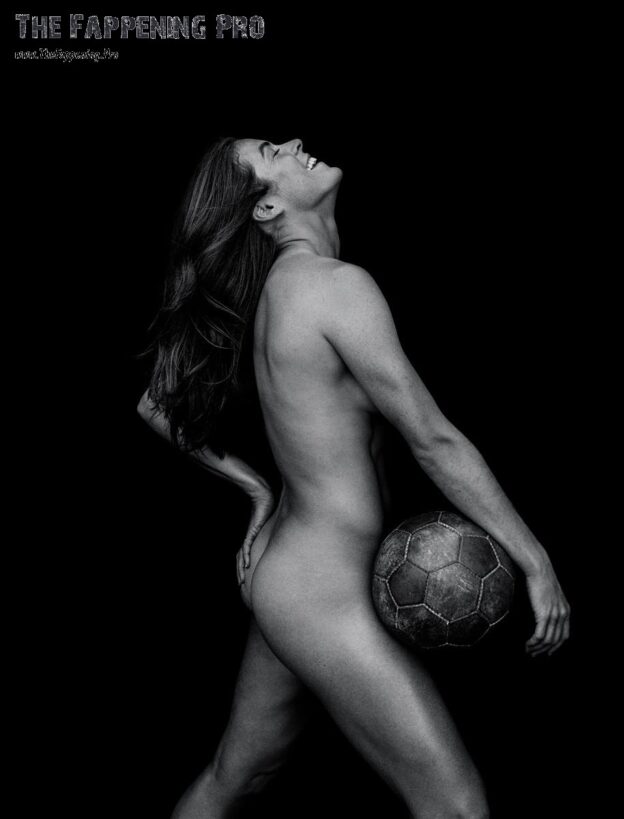 Kelly O'Hara Nude (12 Photos)