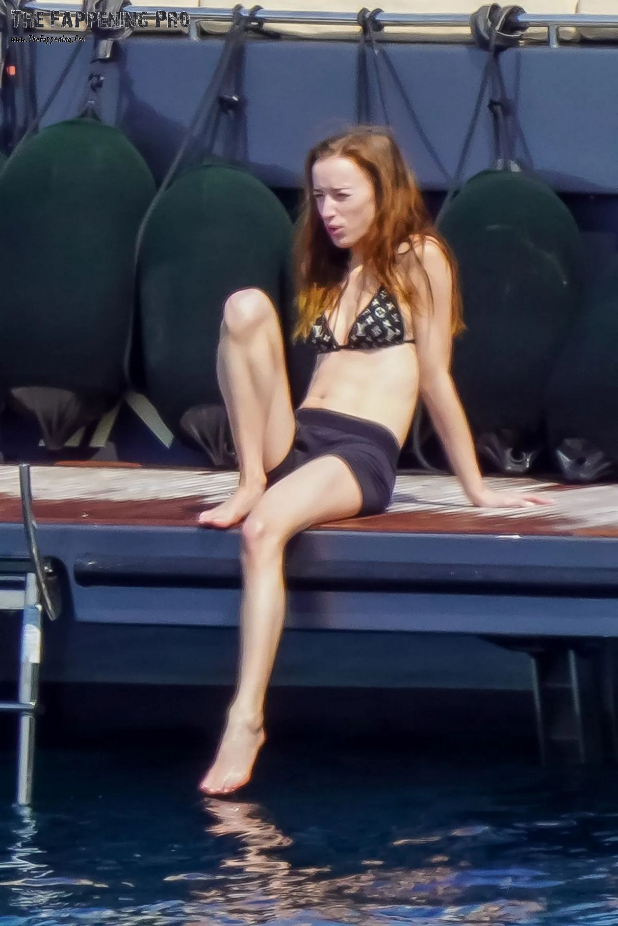 Phoebe Dynevor Feet