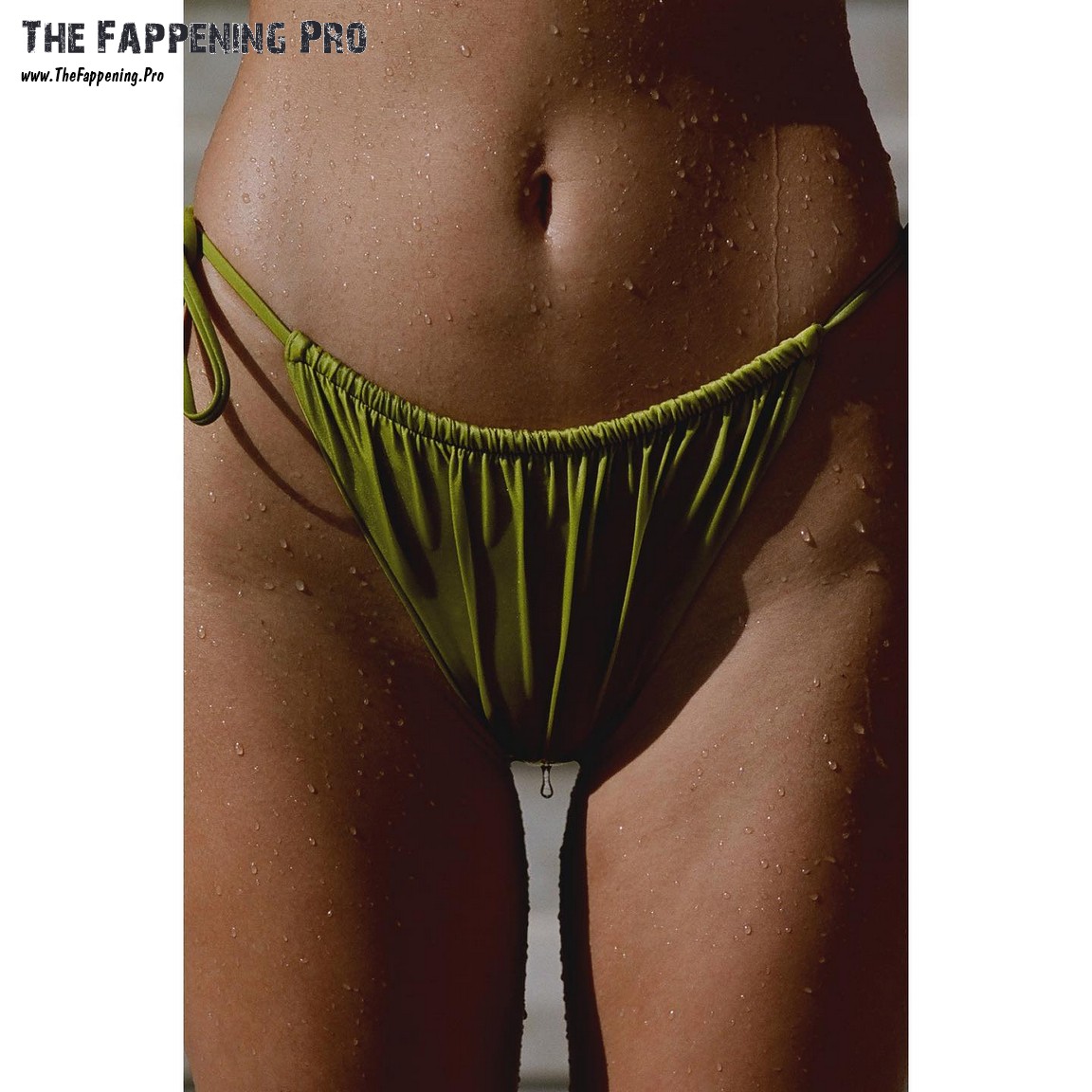Kendall Jenner In Calzedonia Panties