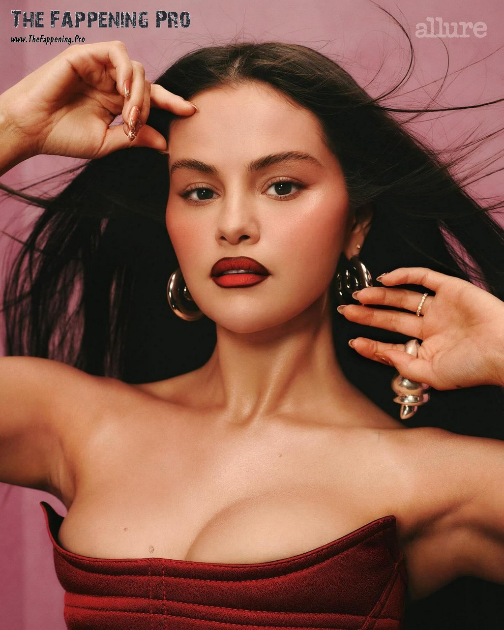 Selena Gomez Tits