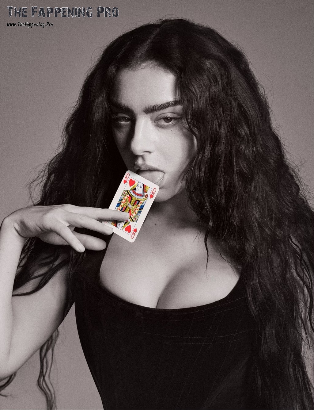 Charli XCX Tits