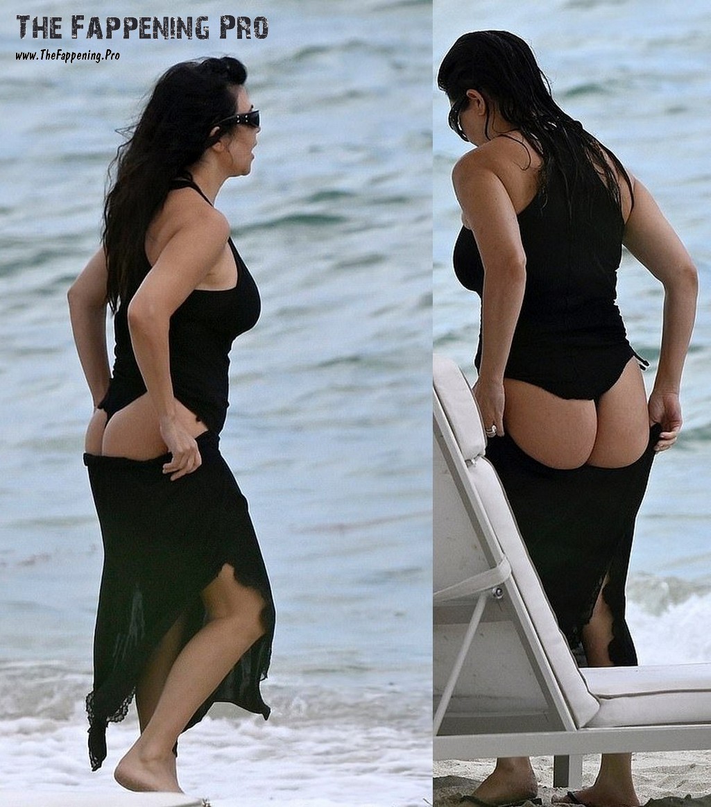 Kourtney Kardashian Hot